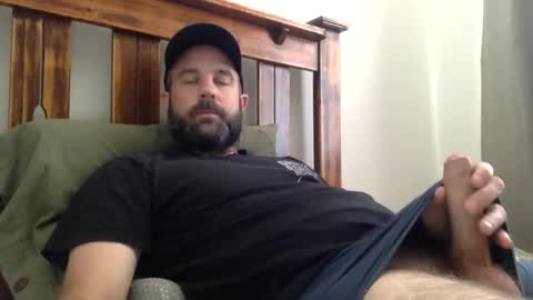 Snapshot of blueeyes705 chatting on December 2024 05:31:01 AM blueeyes705 online show from December 2024 05:31:01 AM