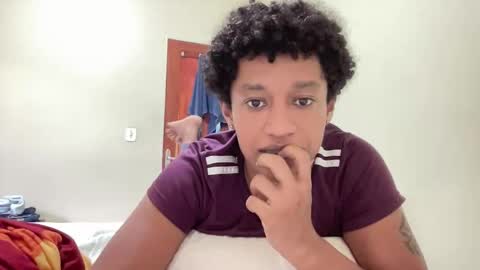Snapshot of bluesar_hot chatting on June 2026 06:46:02 PM bluesar_hot online show from June 2026 06:46:02 PM