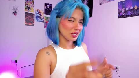 Snapshot of bluestar_taylenn chatting on November 2025 05:07:01 AM Taylenna online show from November 2025 05:07:01 AM