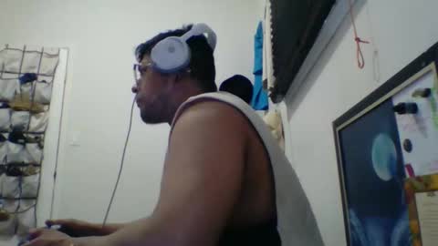 bluevegeta143 online show from February 2026 09:52:02 AM