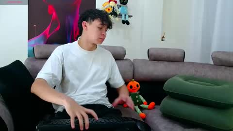 bluewolf247 online show from November 2025 02:28:01 PM