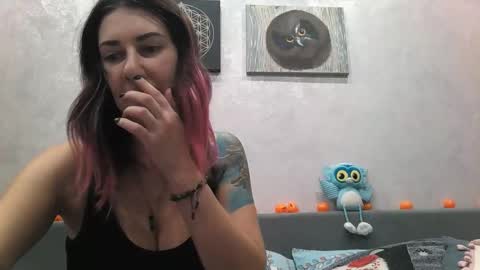 Snapshot of bluexowl chatting on November 2025 05:58:02 PM BlueXOwl online show from November 2025 05:58:02 PM