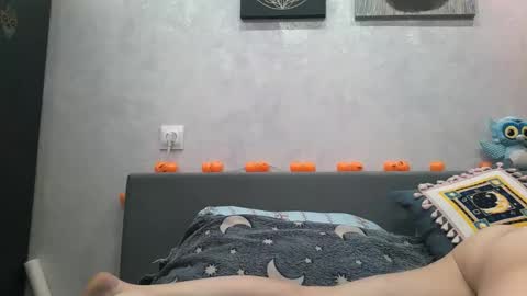 Snapshot of bluexowl chatting on November 2025 06:41:02 PM BlueXOwl online show from November 2025 06:41:02 PM