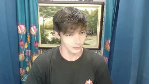 Snapshot of blueyedboyinasia chatting on May 2026 06:04:02 PM blueeyedboyisasia online show from May 2026 06:04:02 PM