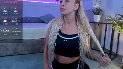 Snapshot of blueyeskate chatting on July 2026 03:15:02 AM Kate online show from July 2026 03:15:02 AM