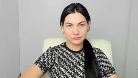 Snapshot of blum_kelly chatting on September 2025 05:40:01 AM Kelly online show from September 2025 05:40:01 AM