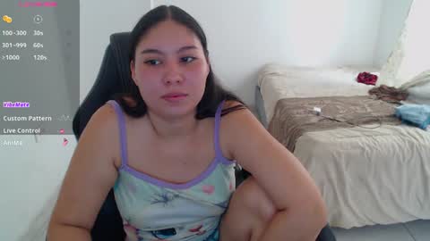 Snapshot of blumbum chatting on June 2026 09:27:02 PM Hey guysI am BrendaWelcome my room online show from June 2026 09:27:02 PM