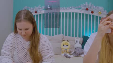 Ellie3 online show from December 2024 12:30:02 PM