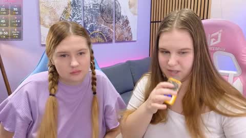 Ellie3 online show from January 2025 02:24:02 PM