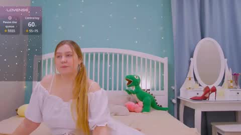 Ellie3 online show from February 2025 05:39:01 PM