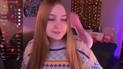 Ellie3 online show from December 2025 08:50:02 PM