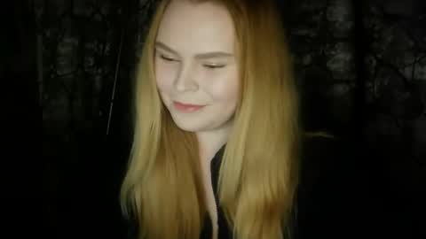 blushing_star online show from November 2025 05:09:01 PM