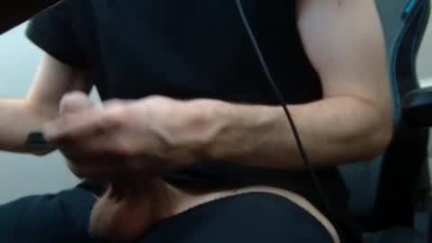 Snapshot of blzd5 chatting on November 2025 06:33:02 PM blzd5 online show from November 2025 06:33:02 PM