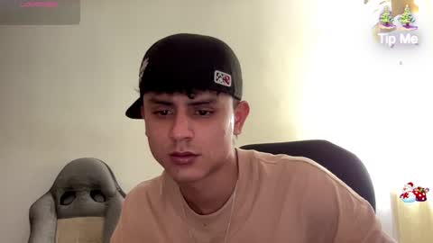 Bob  INDEPENDENT MODEL online show from December 2024 08:29:01 PM