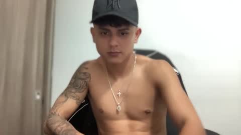 Bob  INDEPENDENT MODEL online show from February 2025 01:46:02 AM