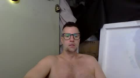 Snapshot of bobberman78 chatting on October 2025 01:28:02 AM Dan online show from October 2025 01:28:02 AM