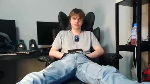 bobby72738 online show from December 2025 06:28:01 AM