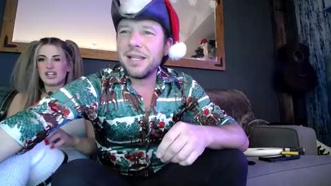 Bobby and Sadie online show from December 2025 05:02:01 AM