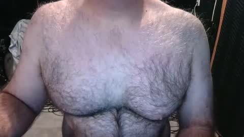 BobbyHill27b online show from November 2025 02:18:01 PM