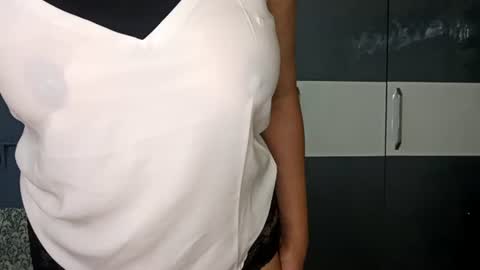 Snapshot of bodyandbrush chatting on July 2026 05:05:01 AM Sofia online show from July 2026 05:05:01 AM