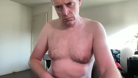 Snapshot of boegieboy76 chatting on November 2025 01:10:01 PM ask me online show from November 2025 01:10:01 PM