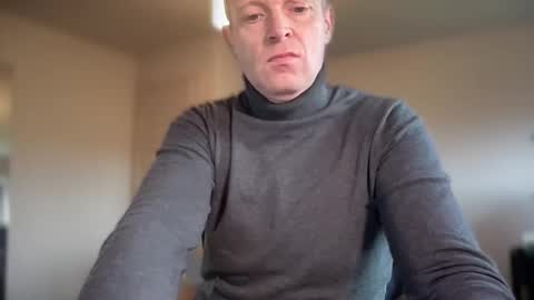 Snapshot of boegieboy76 chatting on January 2026 10:51:01 AM ask me online show from January 2026 10:51:01 AM