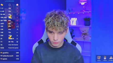 ALEXPVT IS OPEN online show from February 2025 12:21:02 AM