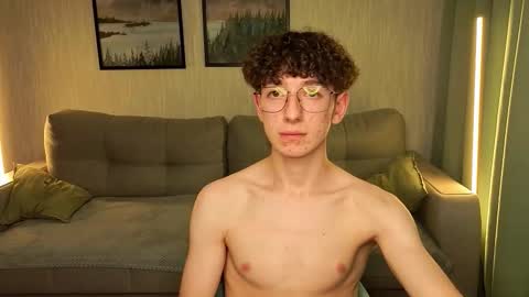 ALEXPVT IS OPEN online show from October 2025 03:33:01 PM