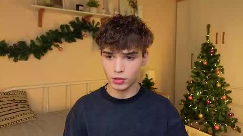 ALEXPVT IS OPEN online show from December 2025 05:20:01 PM