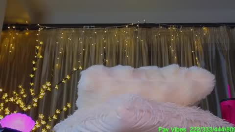 Bomb Ass online show from October 2025 09:37:01 PM