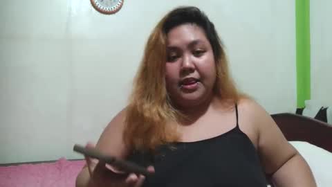 Snapshot of bombastic_darla chatting on October 2025 06:25:02 PM bombastic_darla online show from October 2025 06:25:02 PM