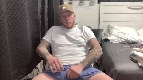 boner4you1994 online show from October 2025 04:00:02 AM