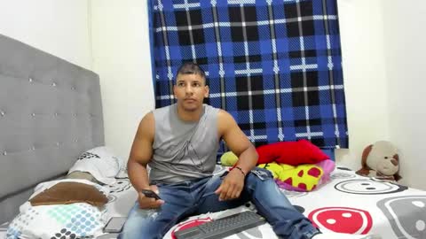 Snapshot of boner_steve chatting on November 2025 10:23:02 PM Boner Steve online show from November 2025 10:23:02 PM