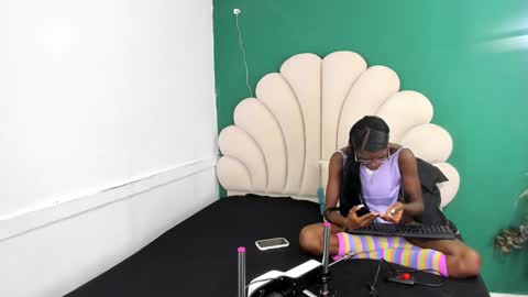 bonieklent online show from January 2025 03:34:01 AM