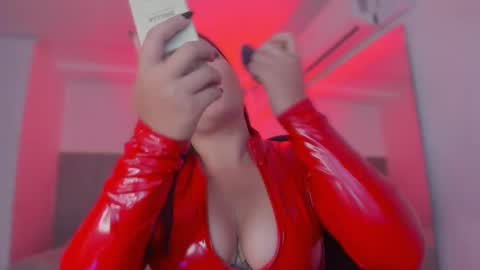 Bonnie  online show from November 2025 11:27:02 AM