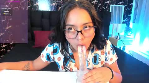 Bonnie online show from September 2025 04:28:01 AM