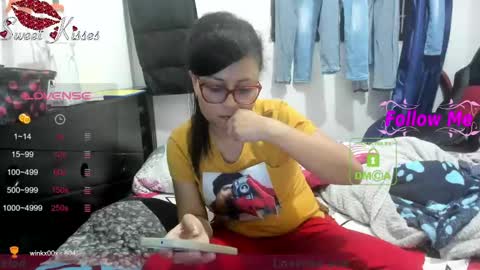 Snapshot of bonnie_lam_ chatting on January 2025 03:39:01 AM bonnie lam hello welcome to my room I hope you have fun and you can reach your maximum pleasure here with me online show from January 2025 03:39:01 AM