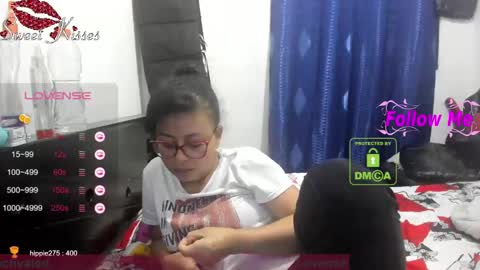 Snapshot of bonnie_lam_ chatting on January 2025 03:06:02 AM bonnie lam hello welcome to my room I hope you have fun and you can reach your maximum pleasure here with me online show from January 2025 03:06:02 AM