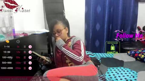 Snapshot of bonnie_lam_ chatting on February 2025 03:22:01 AM bonnie lam hello welcome to my room I hope you have fun and you can reach your maximum pleasure here with me online show from February 2025 03:22:01 AM