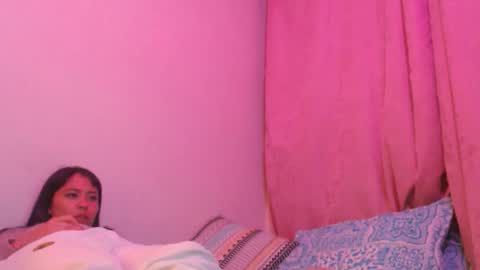 Snapshot of bonnieand_clyde22 chatting on November 2025 02:44:02 AM bonnieand_clyde22 online show from November 2025 02:44:02 AM