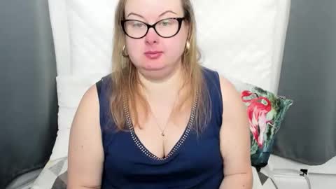 Bonnie online show from November 2025 09:19:02 AM