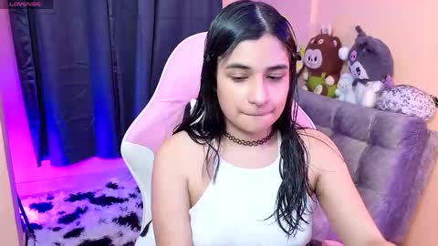 Snapshot of bonnietaylor1 chatting on May 2026 02:51:02 AM Karen online show from May 2026 02:51:02 AM
