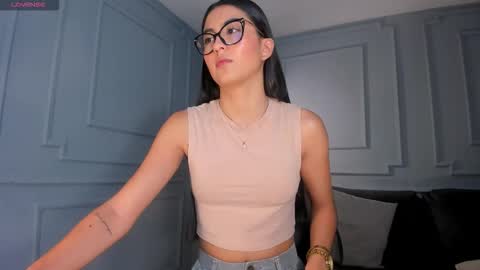 Snapshot of bonnyrosex chatting on December 2025 08:04:01 PM Bonny online show from December 2025 08:04:01 PM