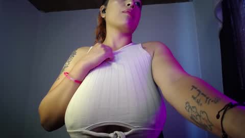 KIM     online show from September 2025 01:38:02 PM