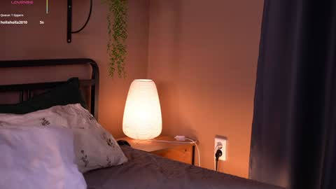 Alina online show from September 2025 08:14:01 AM