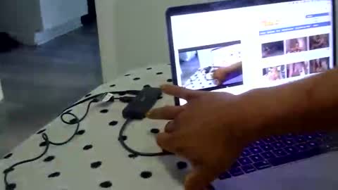 Snapshot of boogda chatting on December 2025 10:07:02 PM Calionit online show from December 2025 10:07:02 PM