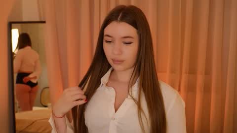 Snapshot of boootyfrytti chatting on October 2025 09:19:02 PM boootyfrytti online show from October 2025 09:19:02 PM