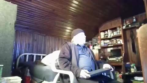 Booshwa online show from January 2025 06:35:01 PM