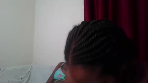 Snapshot of bootie_caramel chatting on April 2026 06:42:02 PM bootie_caramel online show from April 2026 06:42:02 PM
