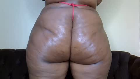 Snapshot of bootieshakess chatting on January 2025 11:24:02 PM bootieshakess online show from January 2025 11:24:02 PM